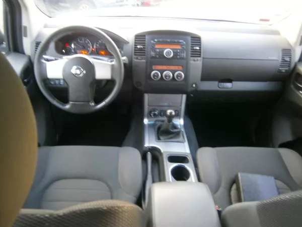Nissan Pathfinder 2.5DCi 140kw,4x4,serviska - foto 11