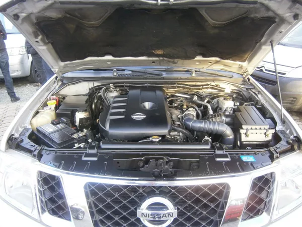 Nissan Pathfinder 2.5DCi 140kw,4x4,serviska - foto 15