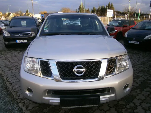 Nissan Pathfinder 2.5DCi 140kw,4x4,serviska - foto 2
