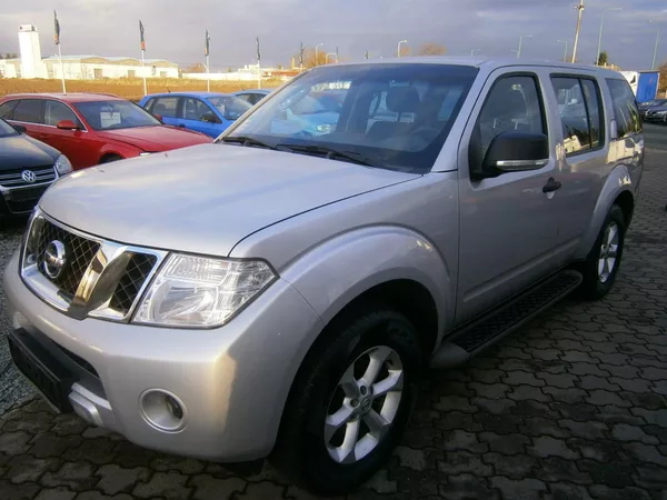Nissan Pathfinder 2.5DCi 140kw,4x4,serviska - foto 3