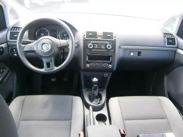 Volkswagen Touran 1.6TDi CZ,1.maj,serviska,2x ko - foto 11