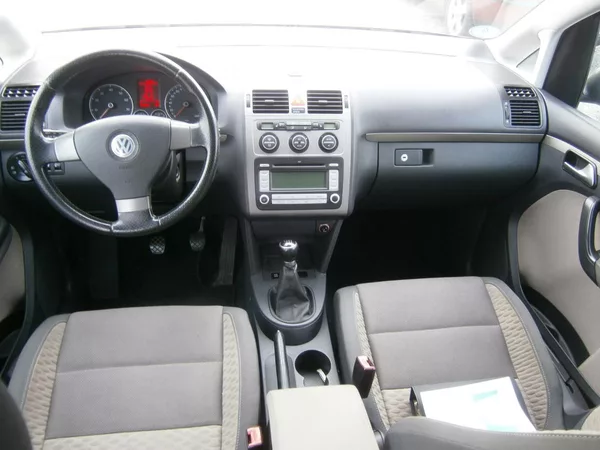 Volkswagen Touran Cross 1.4TSi,2x kola - foto 10