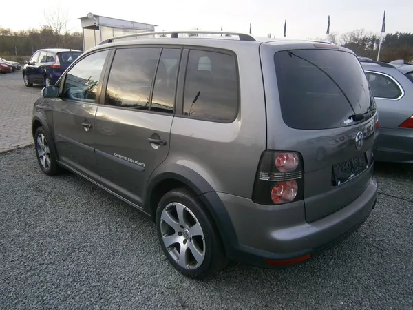 Volkswagen Touran Cross 1.4TSi,2x kola - foto 5