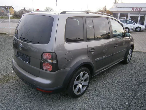 Volkswagen Touran Cross 1.4TSi,2x kola - foto 6