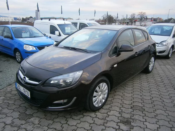 Opel Astra 1.4i 16v 88kw,CZ,serviska - foto 3