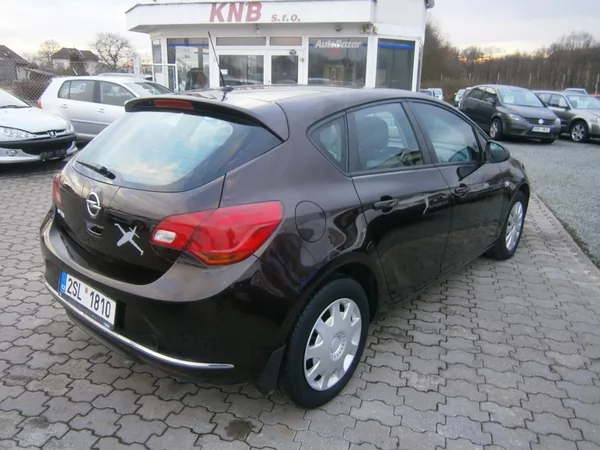Opel Astra 1.4i 16v 88kw,CZ,serviska - foto 6