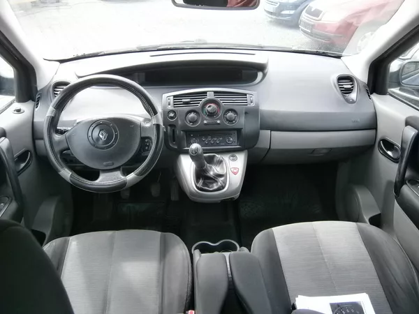 Renault Scénic 1.6i 83kw,2xkola - foto 11
