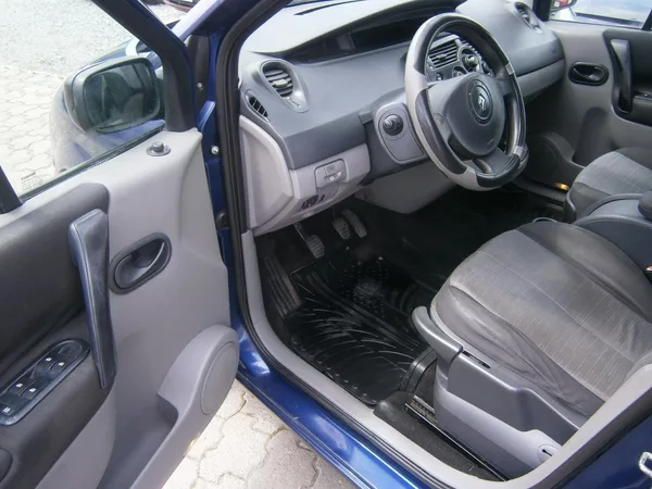 Renault Scénic 1.6i 83kw,2xkola - foto 12