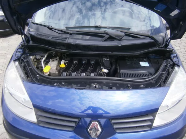 Renault Scénic 1.6i 83kw,2xkola - foto 15