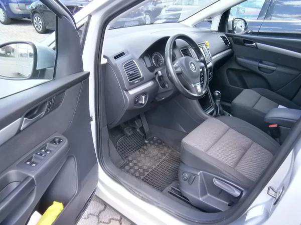 Volkswagen Sharan 2.0TDi 103kw,7 míst - foto 12