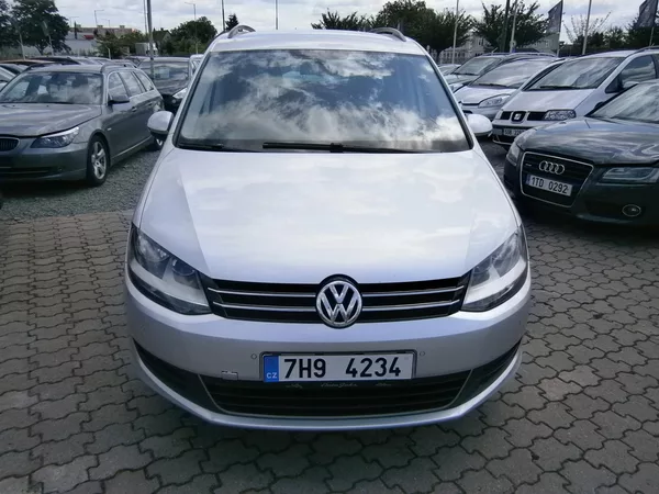 Volkswagen Sharan 2.0TDi 103kw,7 míst - foto 2