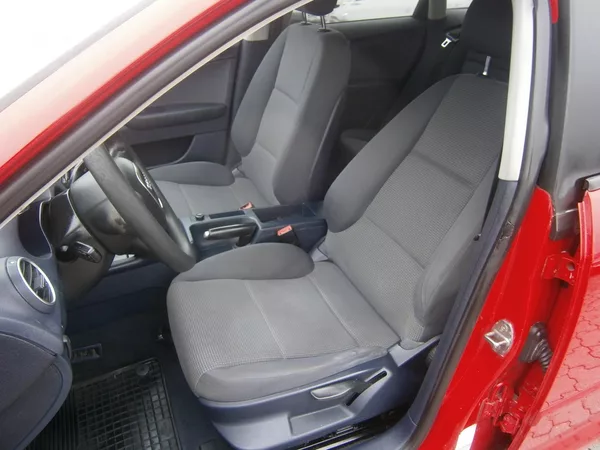 Audi A3 1.6i Digi klima,serviska - foto 13