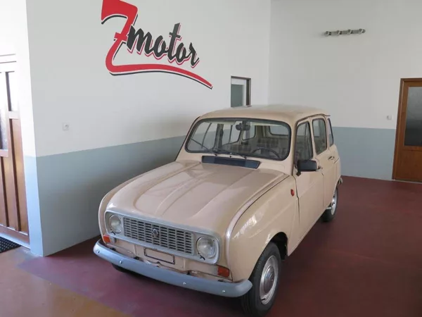 Renault R4 TL,při prodeji nová STK