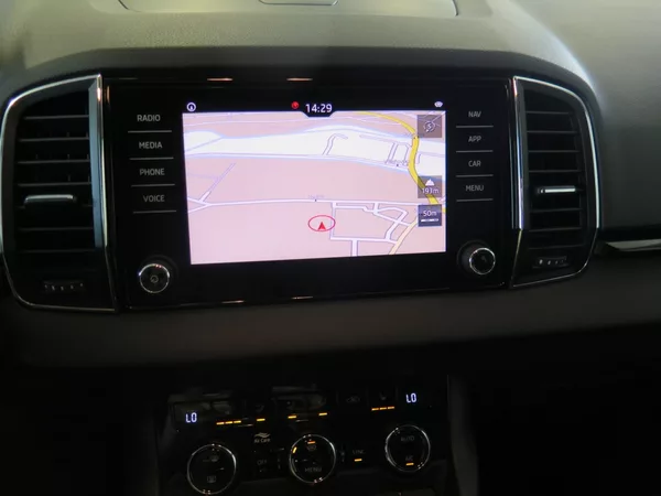 Škoda Karoq 1.5TSI,klima,navi,výhřev,Style - foto 10