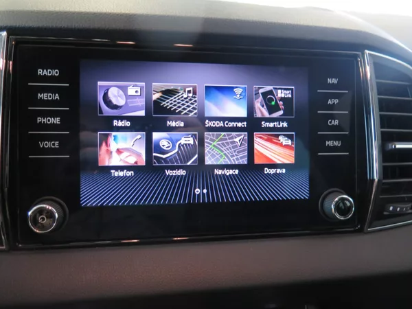 Škoda Karoq 1.5TSI,klima,navi,výhřev,Style - foto 13