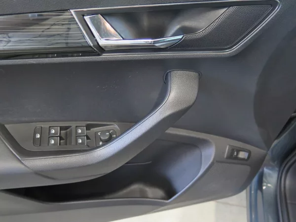 Škoda Karoq 1.5TSI,klima,navi,výhřev,Style - foto 15