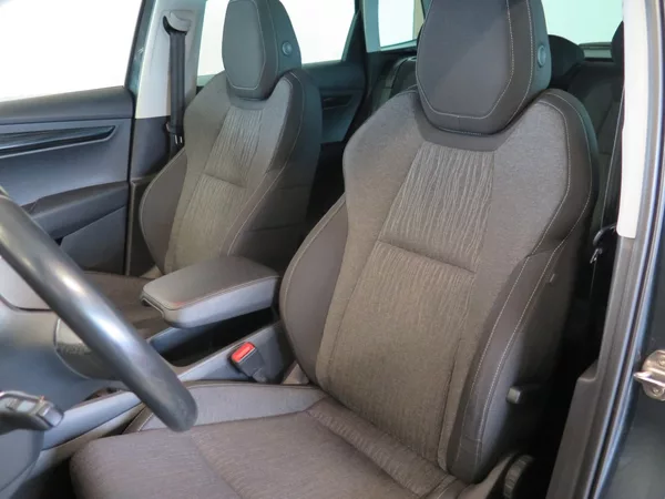 Škoda Karoq 1.5TSI,klima,navi,výhřev,Style - foto 16
