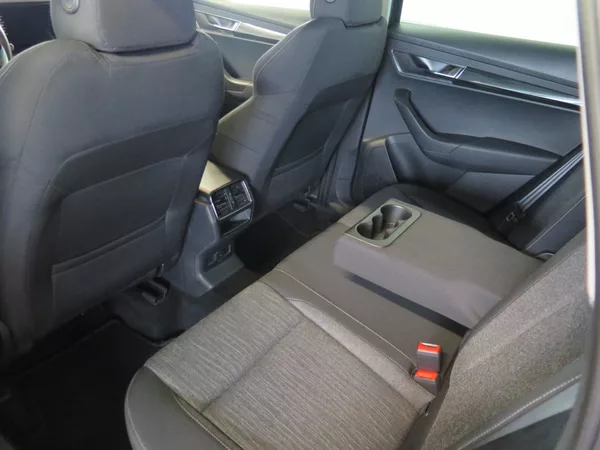 Škoda Karoq 1.5TSI,klima,navi,výhřev,Style - foto 17