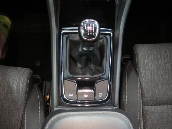 Škoda Karoq 1.5TSI,klima,navi,výhřev,Style - foto 8