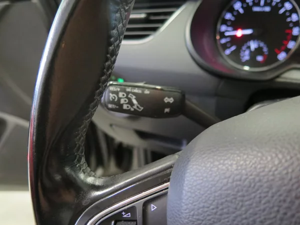 Škoda Octavia 2.0 TDI,4x4,klima,výhřev,servi - foto 12