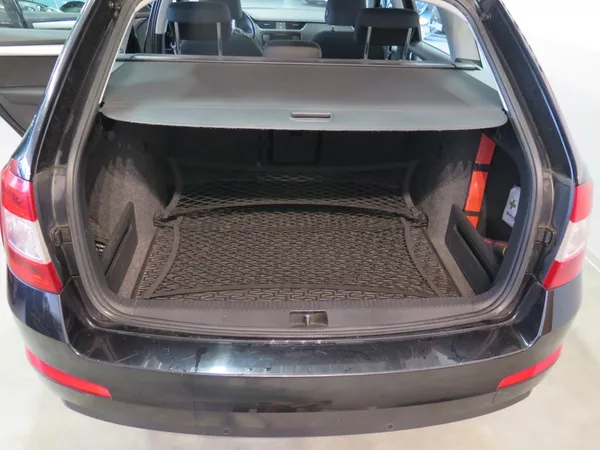 Škoda Octavia 2.0 TDI,4x4,klima,výhřev,servi - foto 18