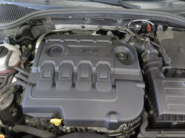 Škoda Octavia 2.0 TDI,4x4,klima,výhřev,servi - foto 23