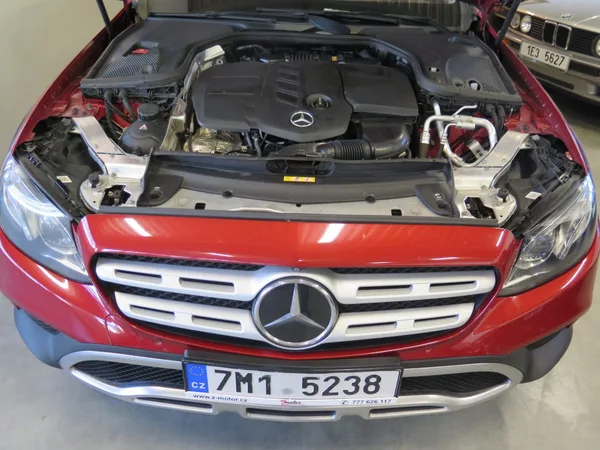 Mercedes-Benz Třídy E 220d,4M,All-Terrain,tažné, DPH - foto 28