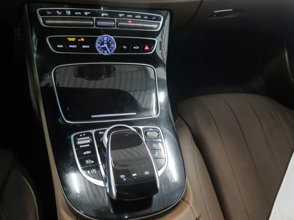 Mercedes-Benz Třídy E 220d,4M,All-Terrain,tažné, DPH - foto 8
