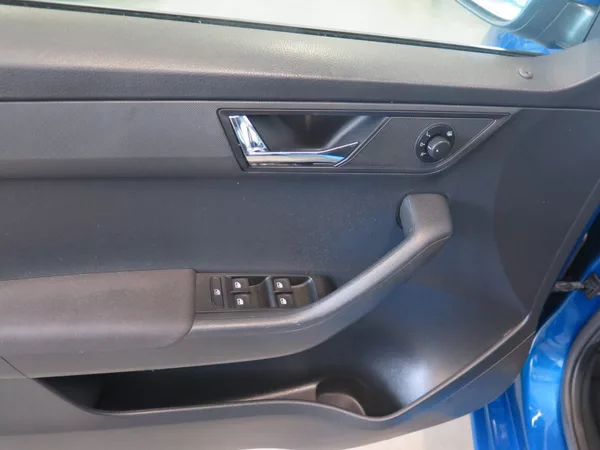 Škoda Fabia 1.0TSI,kamera,klima,výhřev, - foto 15