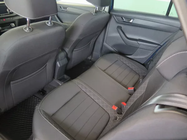 Škoda Fabia 1.0TSI,kamera,klima,výhřev, - foto 16
