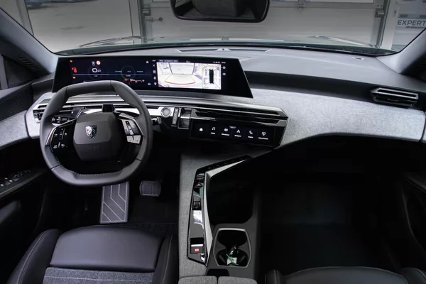 Peugeot 5008 BUSINESS Hybrid 145 e-DCS6 - foto 12