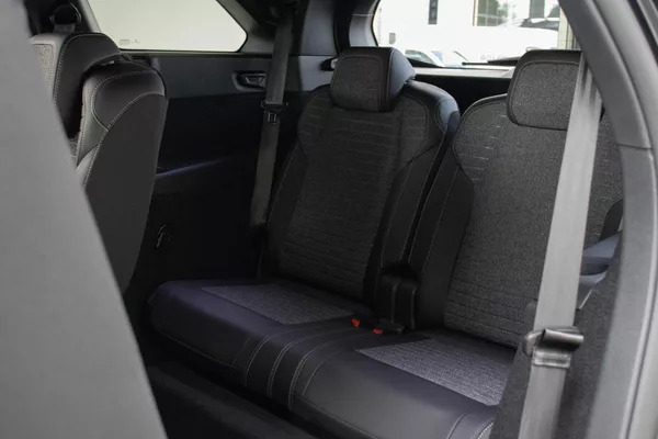 Peugeot 5008 BUSINESS Hybrid 145 e-DCS6 - foto 9