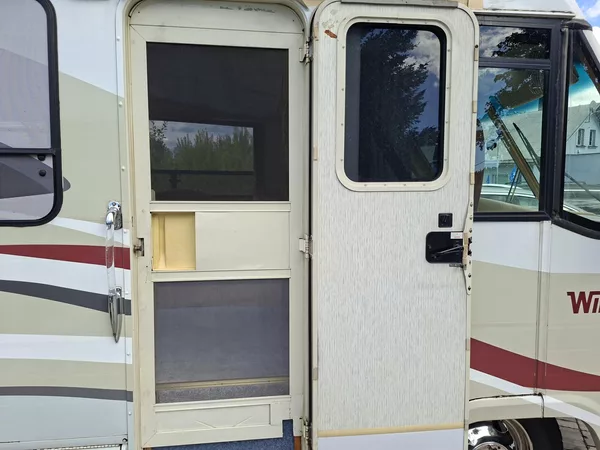 Chevrolet Winnebago 6,2L V8 - foto 50