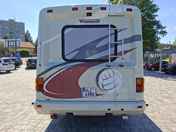 Chevrolet Winnebago 6,2L V8 - foto 6