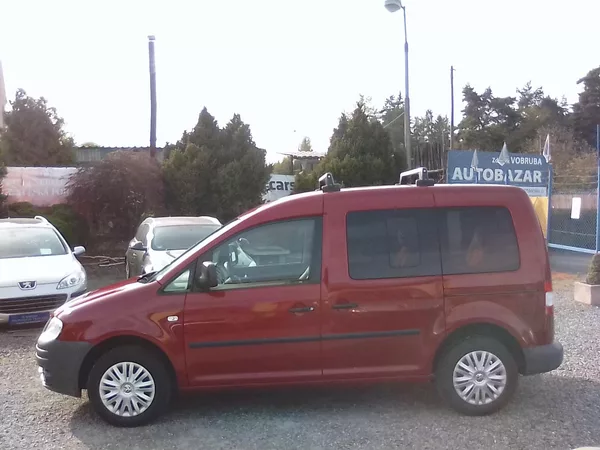 Volkswagen Caddy 1.6i / 75 KW , 7 míst - foto 7