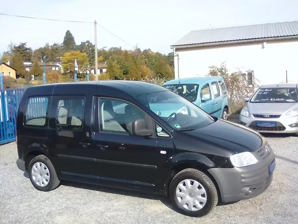 Volkswagen Caddy 1.6i 16V, závěs - foto 2
