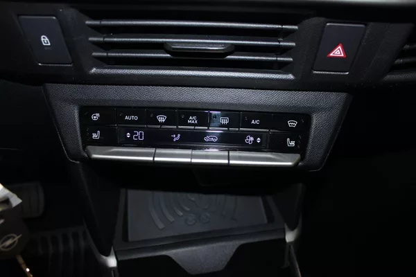 Opel Frontera Edition Hybrid 1.2 TURBO 81kW - foto 10