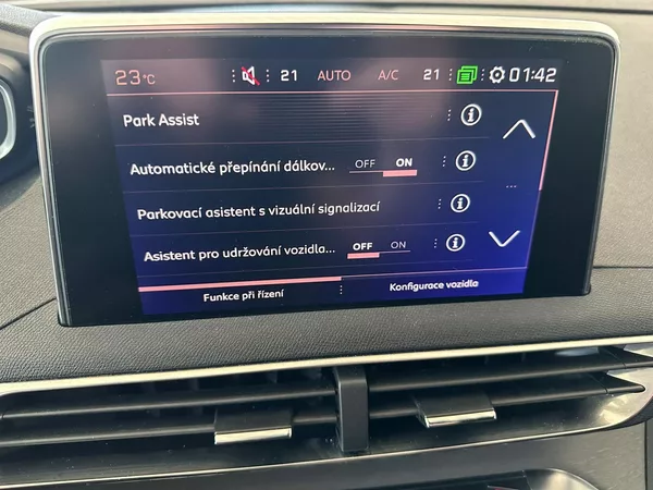 Peugeot 3008 2.0BlueHDi,181HP,GT,ČR,DPH - foto 5