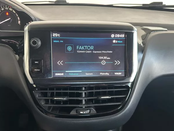 Peugeot 208 1,2 Puretech, tempomat - foto 11