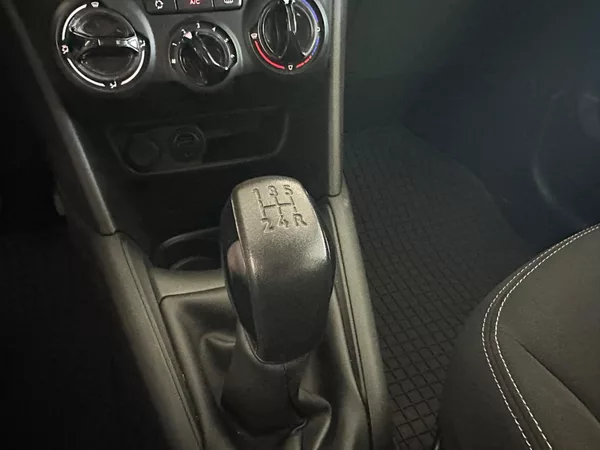 Peugeot 208 1,2 Puretech, tempomat - foto 15