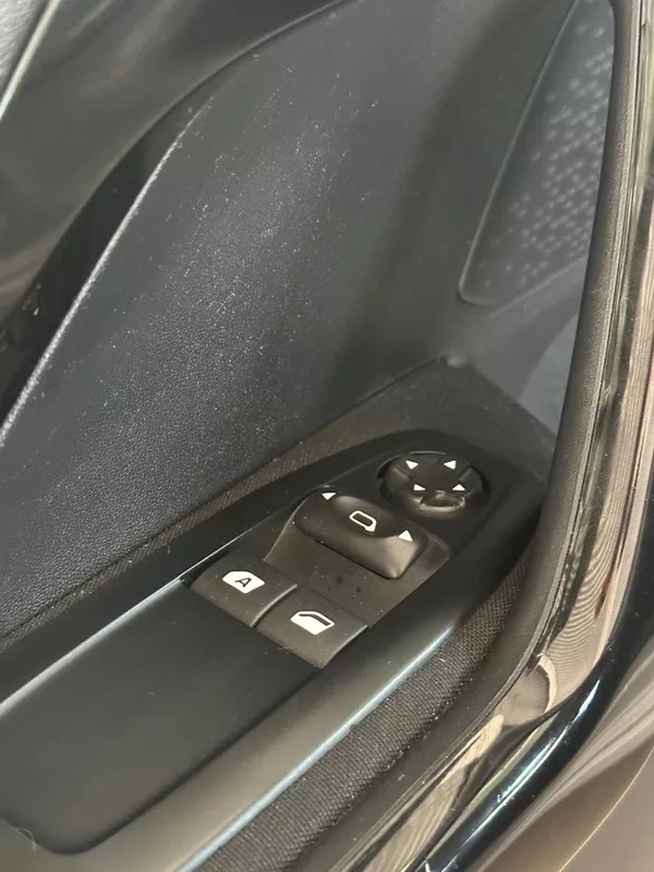 Peugeot 208 1,2 Puretech, tempomat - foto 16