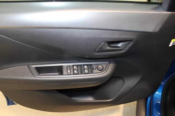Opel Frontera Edition Hybrid 1.2 TURBO 81kW - foto 16