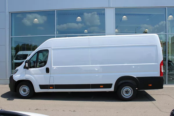 Opel Movano Van 3500 L4H2 2.2 CDTi 180k - foto 3