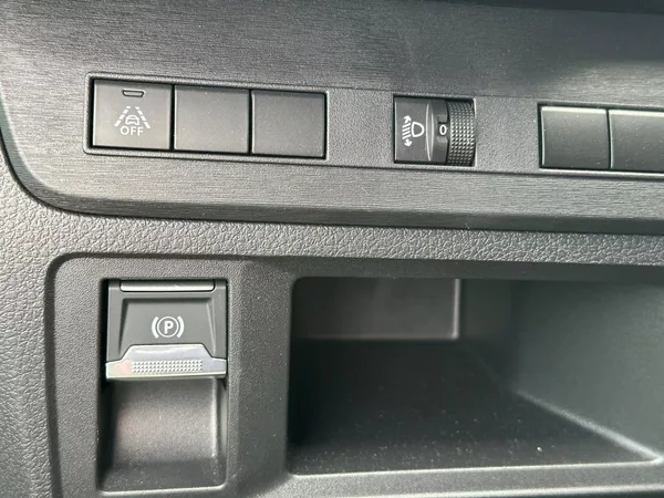 Opel Vivaro Crew Van Flexspace L 2.2 CDTi - foto 12