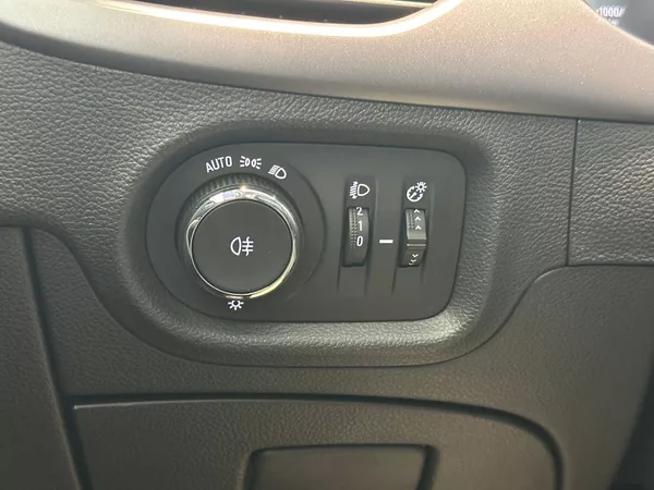 Opel Astra 1,5 CDTi, 1.majitel, Full LED - foto 18