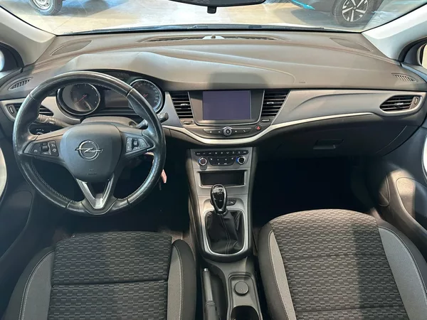 Opel Astra 1,5 CDTi, 1.majitel, Full LED - foto 9