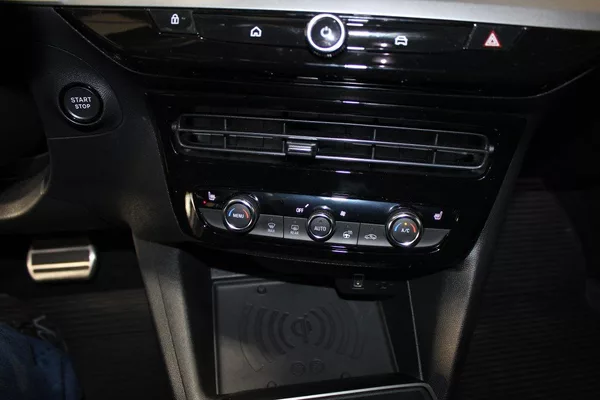 Opel Mokka GS Hybrid 1.2 TURBO 107 kW - foto 9
