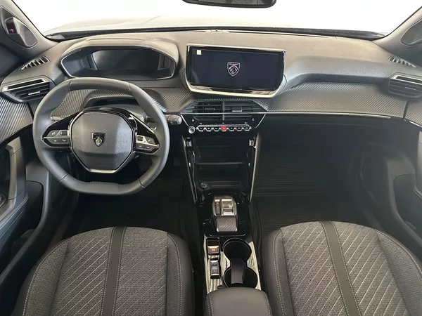 Peugeot 2008 ALLURE Hybrid 145 e-DCS6 - foto 11