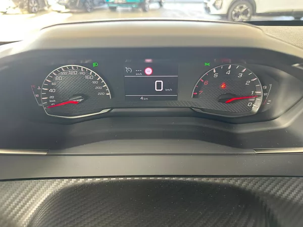 Peugeot 208 EDITION Turbo 100 MAN6 - foto 10