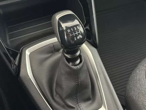 Peugeot 208 EDITION Turbo 100 MAN6 - foto 15